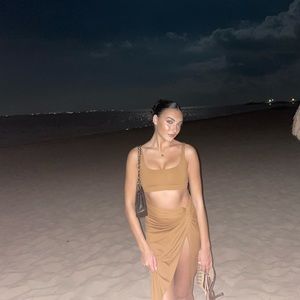 skims swim set in almond